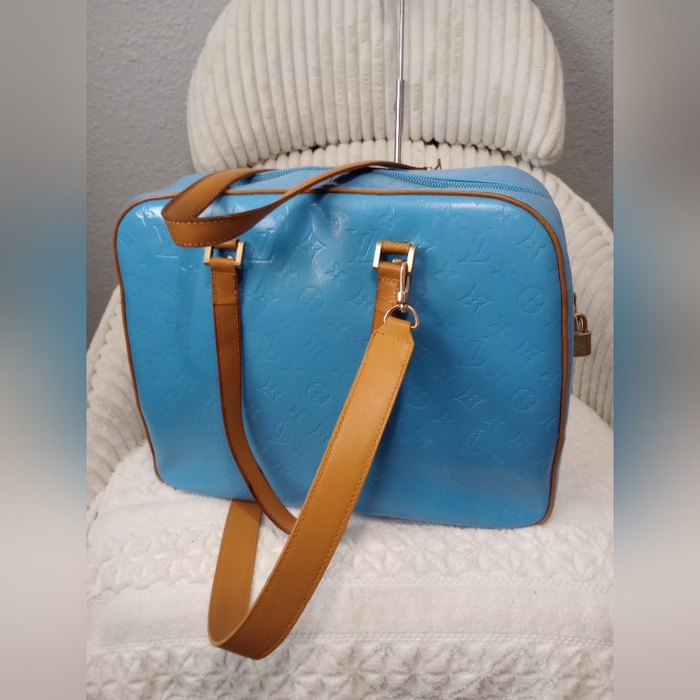 Louis Vuitton Bags - Picture 4 of 16